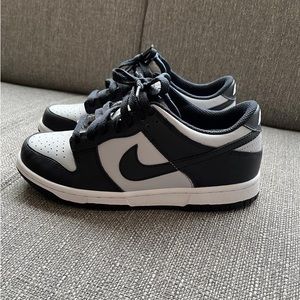 nike dunk low georgetown